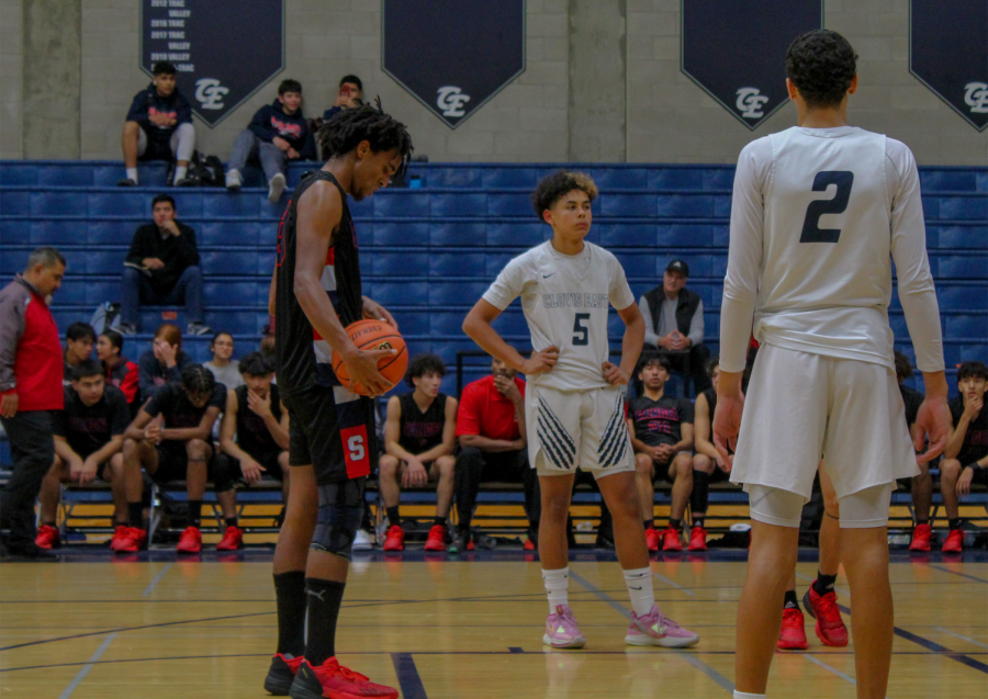 Boys basketball team shares hoop dreams